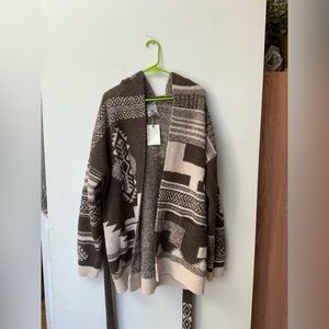 Barefoot Dreams Cardigan (Aztec)